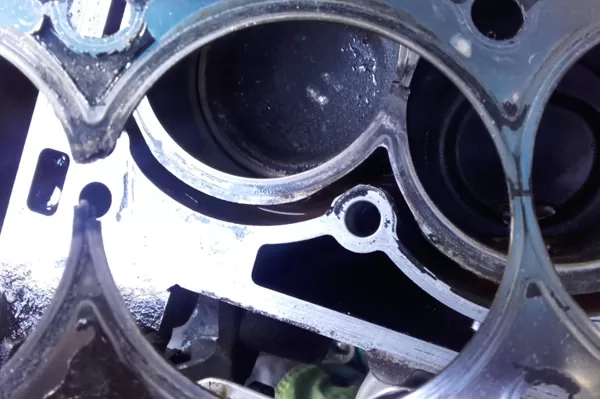 Motora virzuļu apdegums